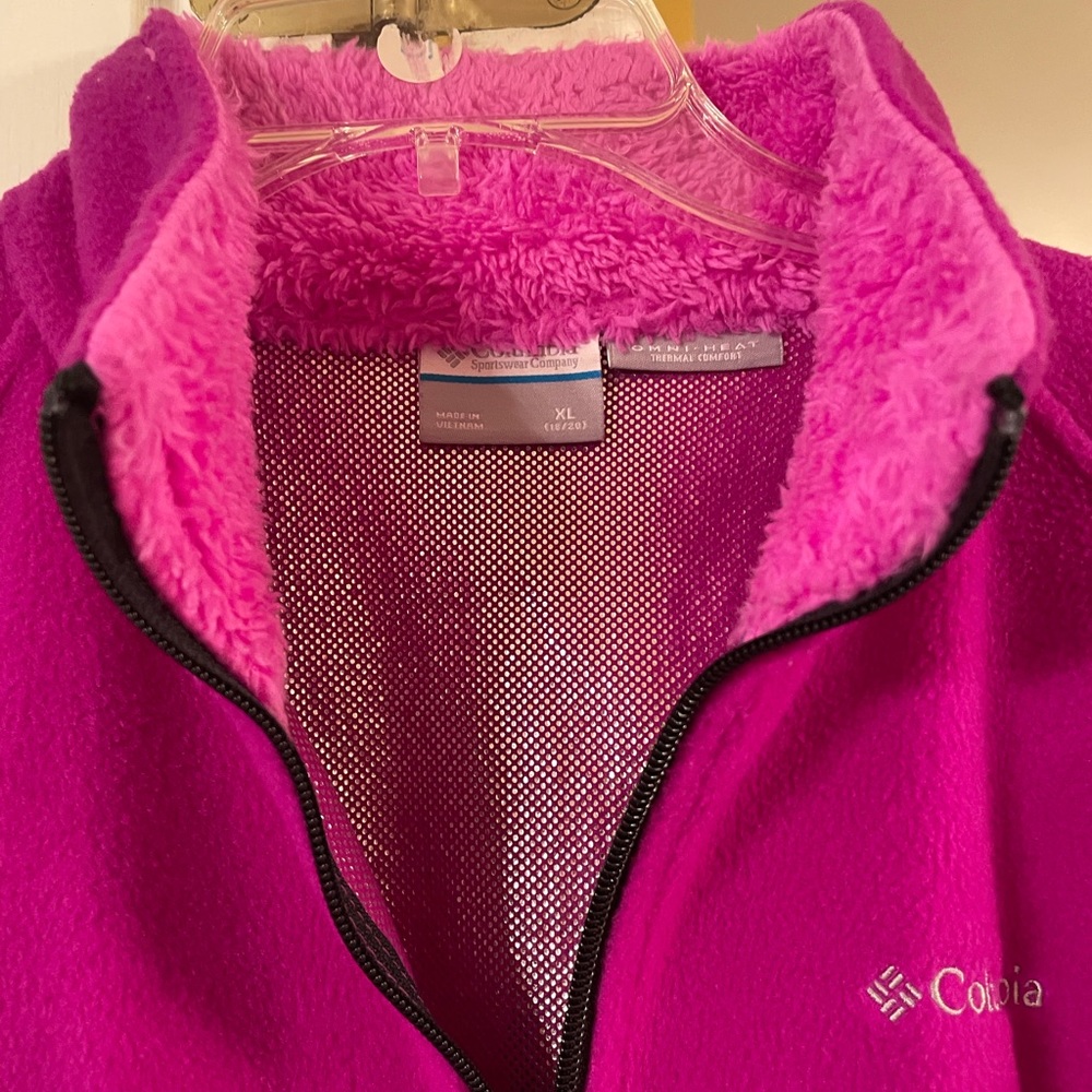 Youth size XL magenta pink Columbia fleece
